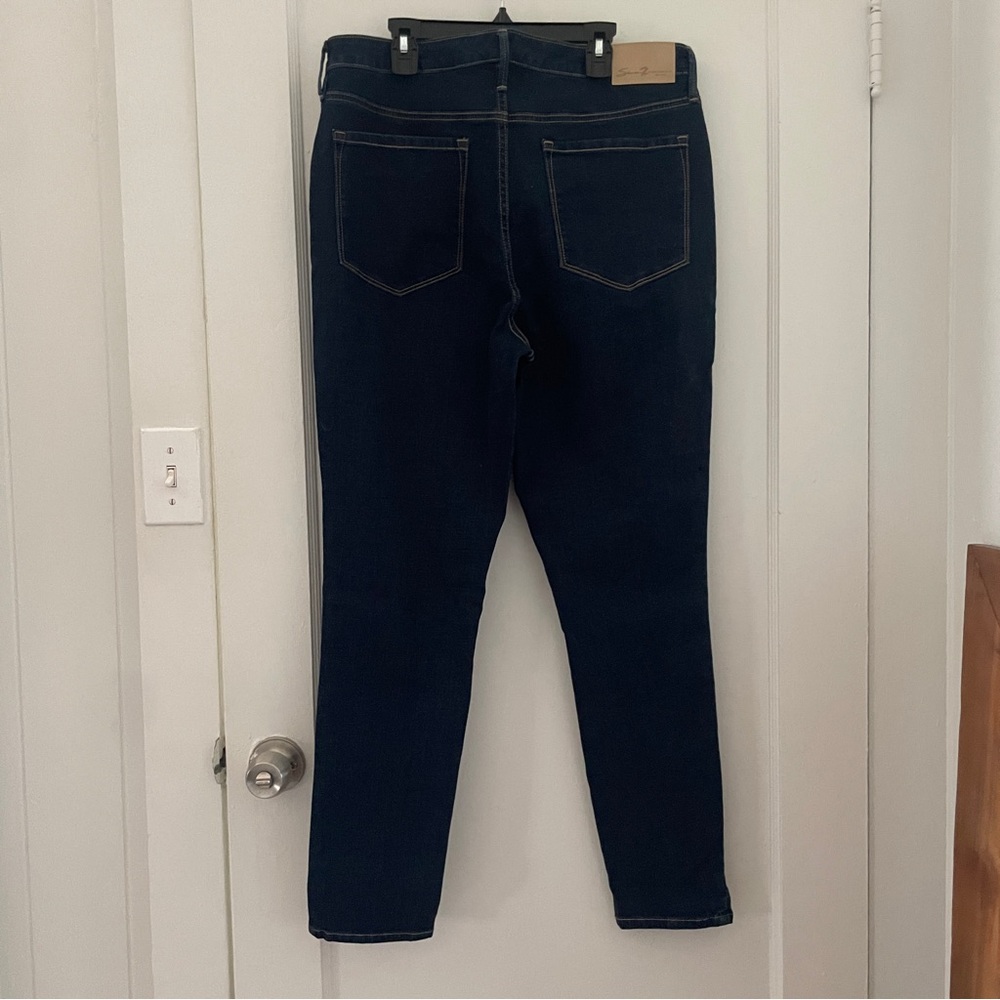 Seven7 Dark Wash Denim Jeans, NWT size 12 - Picture 3 of 5